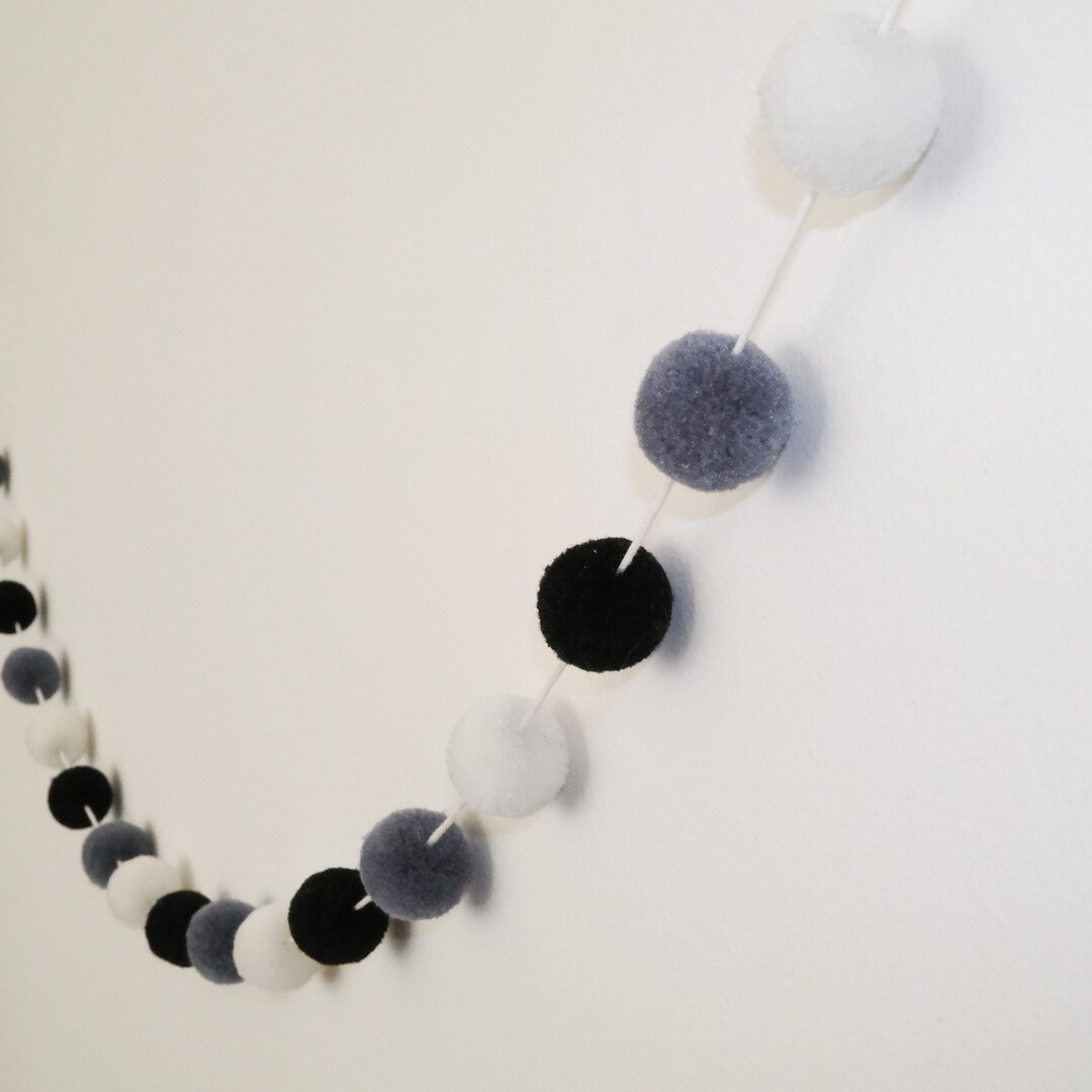 Mini Pom Pom Garland Pom Pom Garland Nursery Decor Etsy France