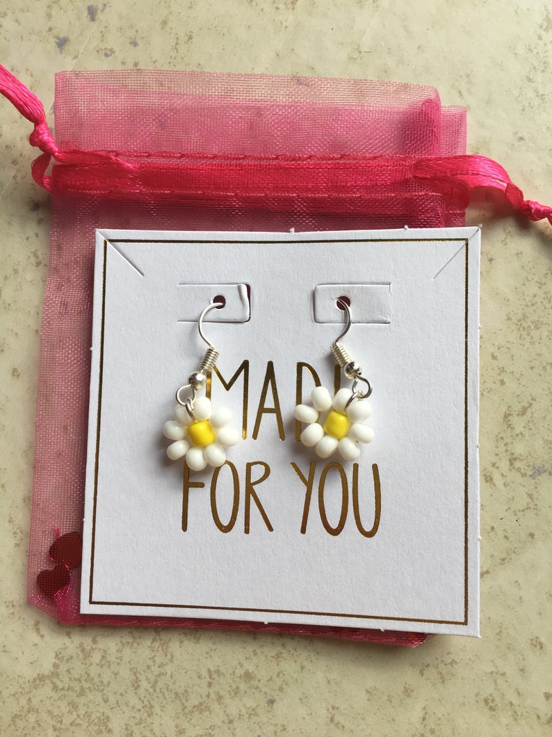 Daisy Flower Earrings, Flower Bead Earrings, Beaded Earrings, Earrings, Cute Earrings, Womens Earrings image 3
