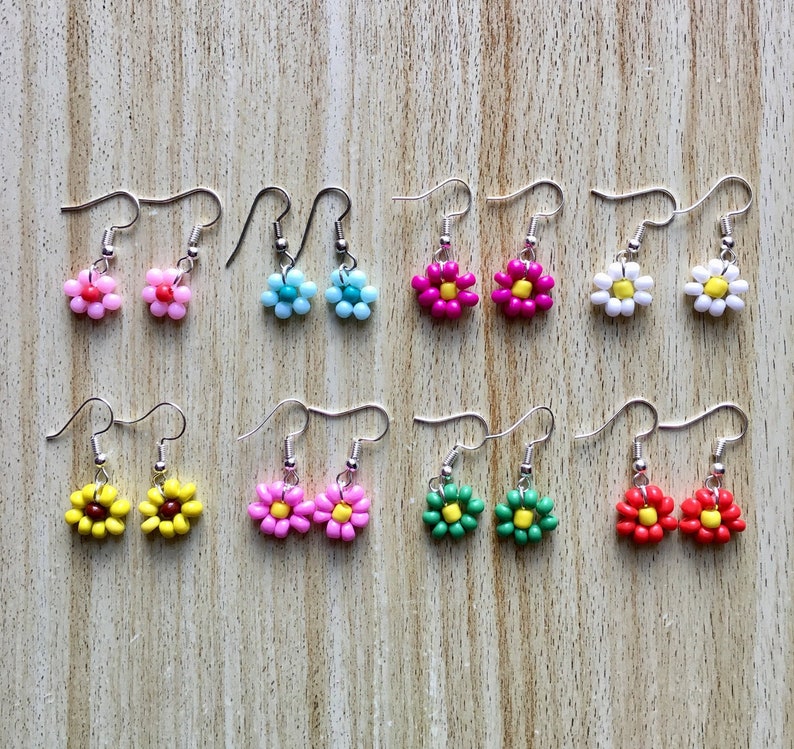 Daisy Flower Earrings, Flower Bead Earrings, Beaded Earrings, Earrings, Cute Earrings, Womens Earrings image 1