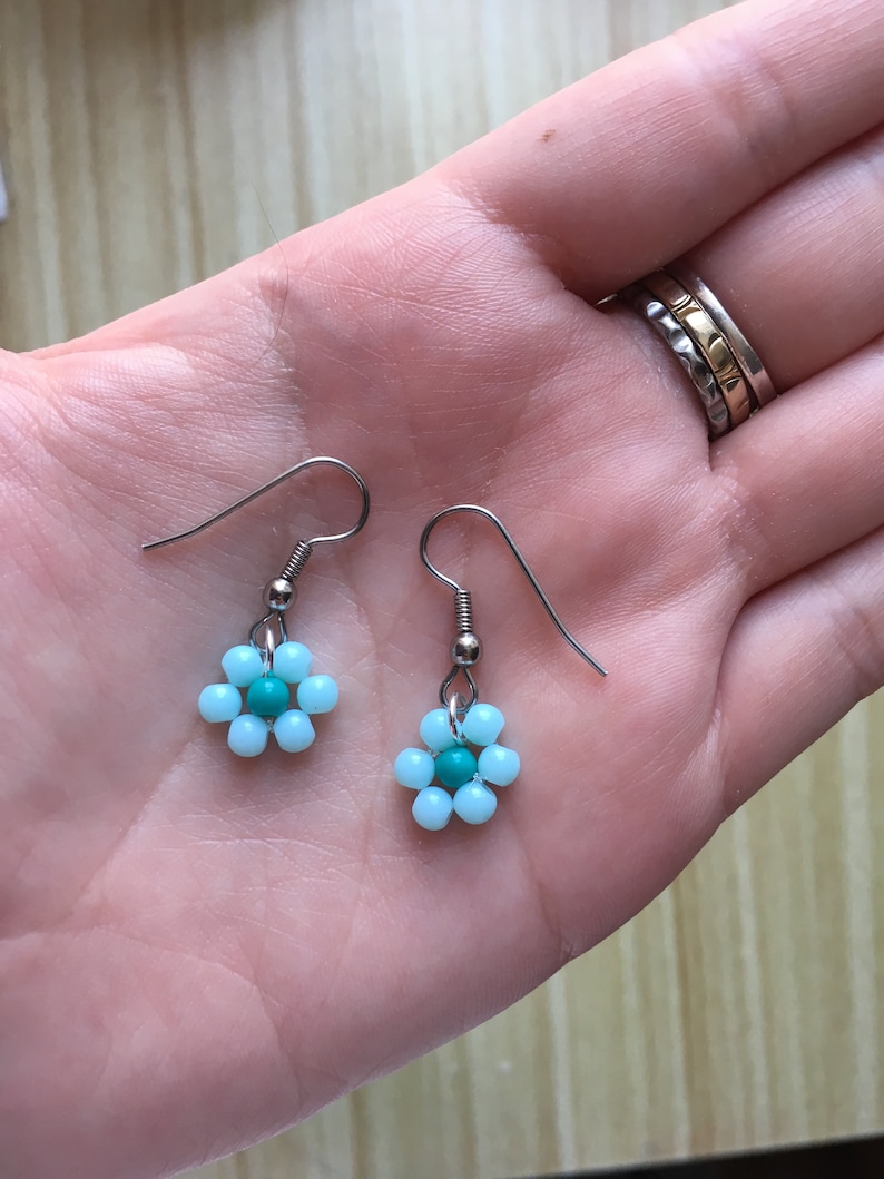 Daisy Flower Earrings, Flower Bead Earrings, Beaded Earrings, Earrings, Cute Earrings, Womens Earrings image 2