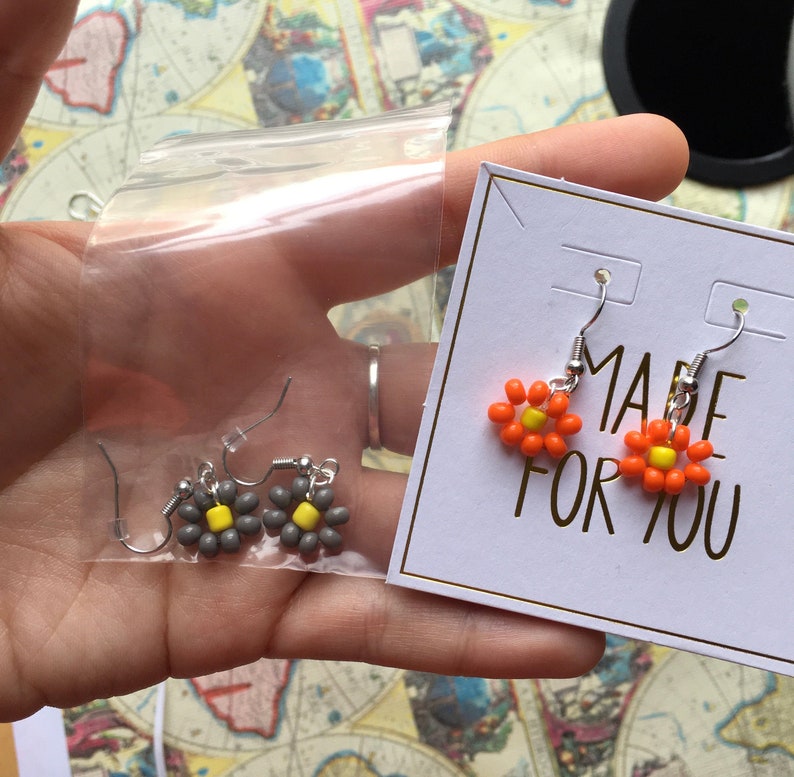 Daisy Flower Earrings, Flower Bead Earrings, Beaded Earrings, Earrings, Cute Earrings, Womens Earrings afbeelding 4