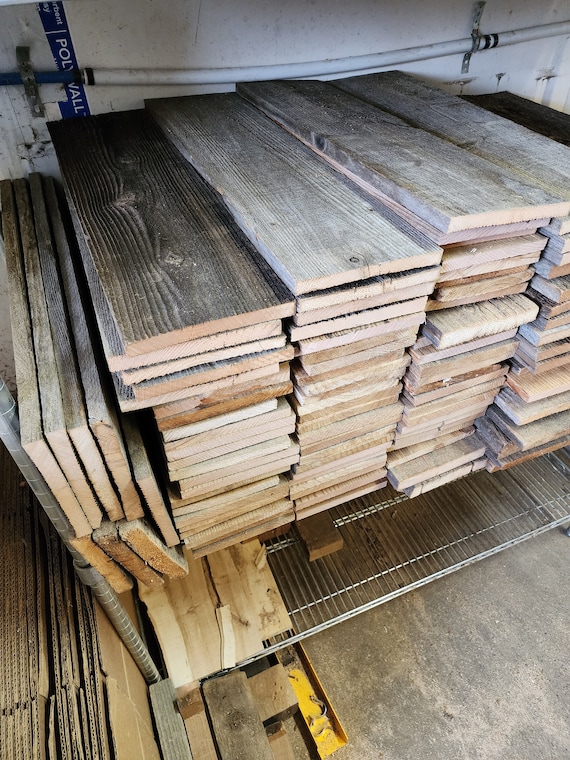 Authentic Reclaimed Wood Planks - Barnwood Boards for Accent Walls - 12 pack