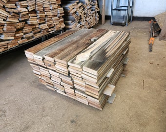 Bulk Reclaimed Wood 25-100 Sq. Ft. Barnwood Boards.