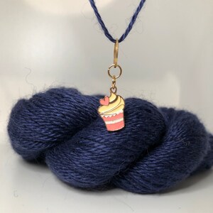 NO SNAG! Cupcake Stitch Marker | Progress Keeper