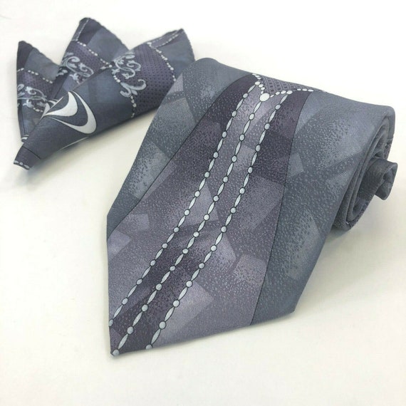 Classy Vintage Necktie with Matching Pocket Square … Gem