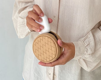 MANDRN Beige Woven Leather Pouch, Attachable Bag, Leather Coin Purse, Small Pouch, Gifts for her, keychain, Rover, Circular Attachable Pouch