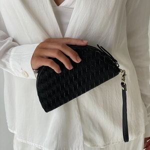 Cartera minimalista de cuero negro genuino tejido, billetera con forma de media luna, billetera de cuero para mujer, billetera beige para uso diario, billetera minimalista