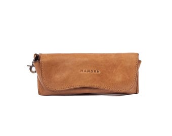 Tan Leather Sunglasses Case – Minimalist Eyeglass Holder, Travel Accessory