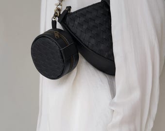 Black Woven Leather Coin Purse: Circular Attachable Pouch