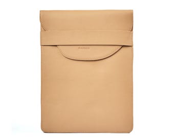 Beige Leather Laptop Sleeve: Minimalist Padded Laptop Case/ Slim MacBook Cover