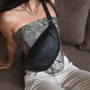 Black Woven Leather Fanny Pack – Adjustable Crossbody Belt Bag, Artisan Waist Bag