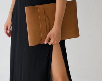 Tan Leather Laptop Sleeve: Minimalist Padded Laptop Case/ Slim MacBook Cover