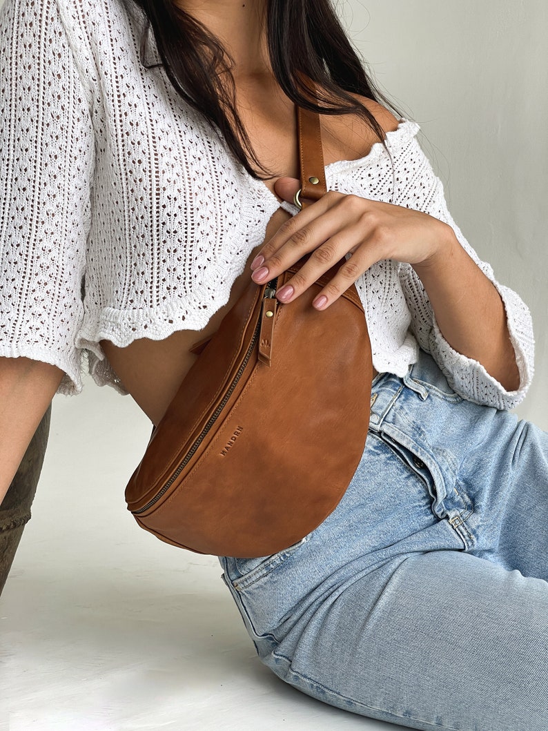 Brown Genuine Leather Fanny Pack, Leather Crossbody, Hip Bag, Bum Bag, Belt Bag, Waist Pack, Minimal Fanny Pack, Travel Bag, festival bag image 7