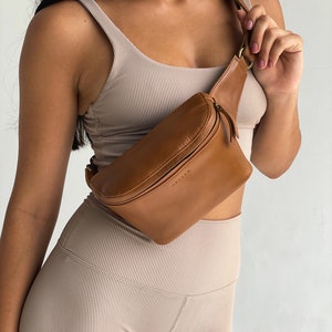 Brown Genuine Leather Fanny Pack, Leather Crossbody, Leather Bum Bag, Waist Pack, Minimalist Fanny Pack, Gifts for Her, Waist Pouch, Travel image 6