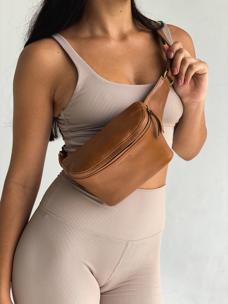 Brown Genuine Leather Fanny Pack, Leather Crossbody, Leather Bum Bag, Waist Pack, Minimalist Fanny Pack, Gifts for Her, Waist Pouch, Travel image 6