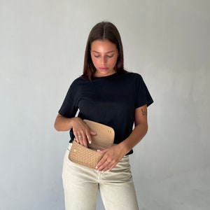 Sand Woven Leather Belt Bag, Genuine Leather Fanny Pack, Adjustable Crossbody BeltBag, Leather Bum Bag, Gifts for her, Minimalist Fanny Pack image 3