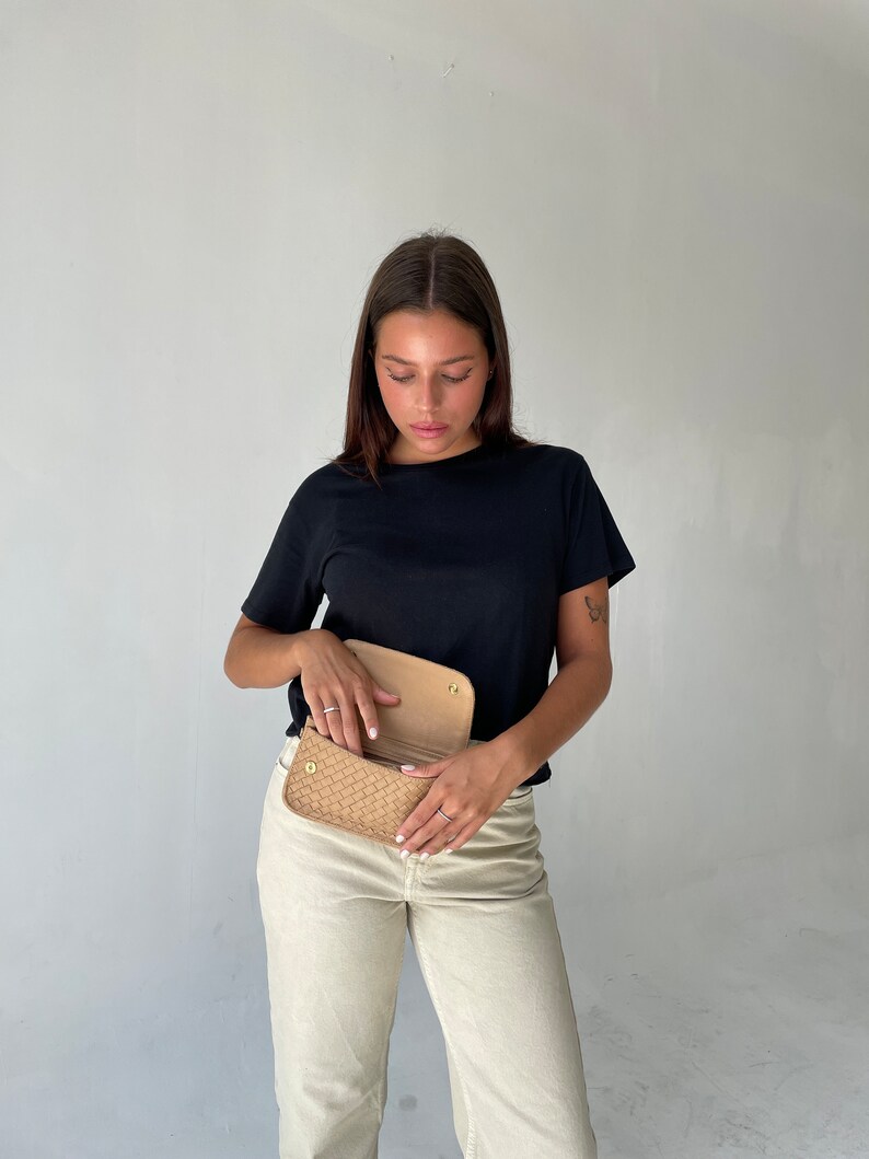 Sand Woven Leather Belt Bag, Genuine Leather Fanny Pack, Adjustable Crossbody BeltBag, Leather Bum Bag, Gifts for her, Minimalist Fanny Pack image 3