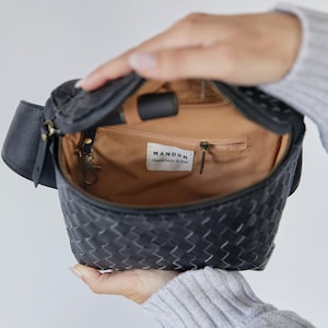 Genuine Leather Fanny Pack, Handwoven, belt bag, Bum Bag, Adjustable Crossbody Bag, hip pack, waist pouch, minimalist bag, womens fanny pack image 6