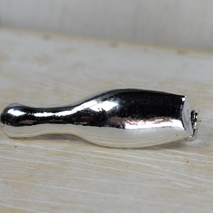Vintage 1950&#39;s Mafco USA Silver tone bowling pin brooch