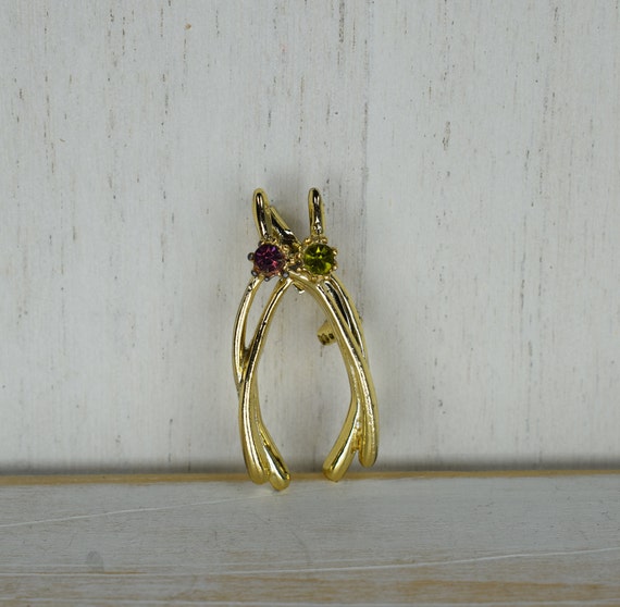 Gold tone double WISHBONE/Good Luck/HOPE brooch w… - image 1
