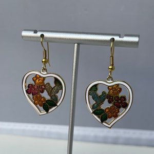 Vintage 1980’s heart shaped Cloisonné enameled dangle earrings with flowers and a butterfly