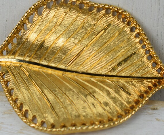 Signed Vintage 1970's BSK Golden leaf brooch - image 6