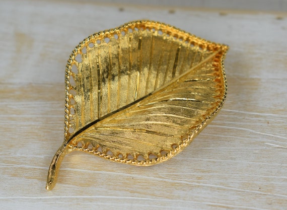 Signed Vintage 1970's BSK Golden leaf brooch - image 1