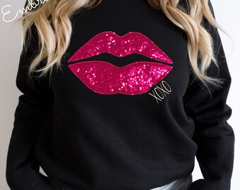 Black Lips Sweater - Etsy