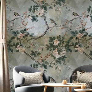 Carta da parati floreale Chinoiserie, carta da parati con fiori di ciliegio, uccelli e fiori Chinoiserie, sfondo pastello morbido, elegante murale botanico