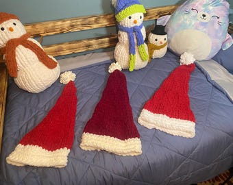 The Santa Hat Loop Yarn,  FINGER KNITTING Video Tutorial Follow Along
