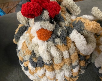 Videotutorial para principiantes: cómo tejer un dedo de pollo grueso de peluche