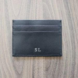 Porte-cartes personnalisable en cuir avec des initiales ou prénom image 2