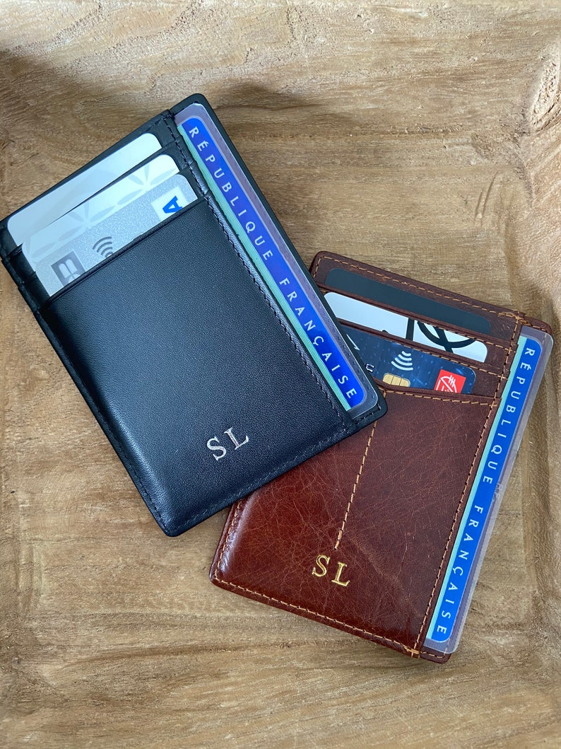 Porte-cartes, carte d'identité personnalisable en cuir avec des initiales ou prénom. Le cadeau original et unique. image 1