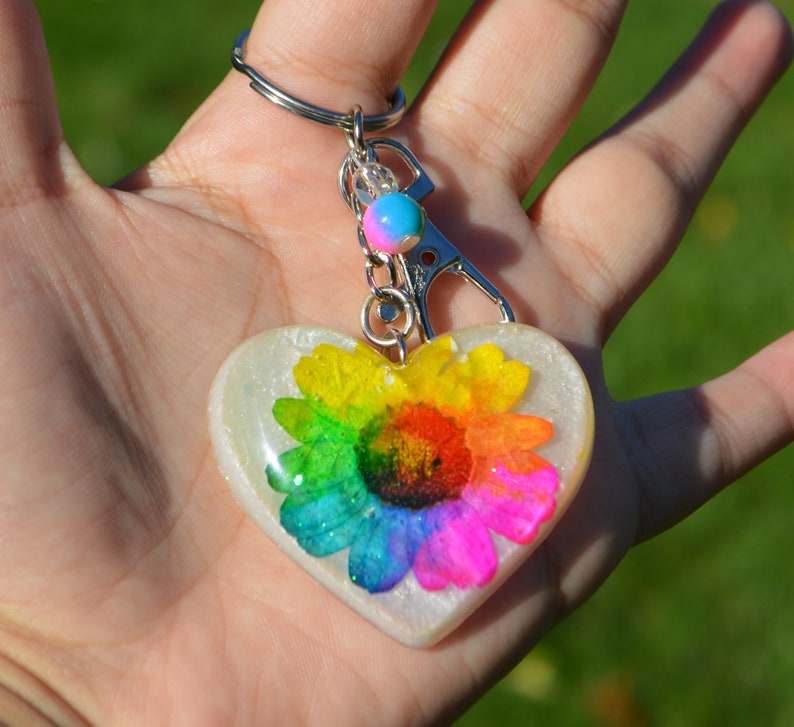 Real Flower Keychains Pressed Flower Keychains Rainbow Daisy | Etsy