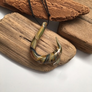 Fish Hook Necklace (h001)