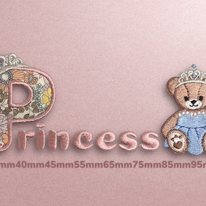 Diseño de bordado a máquina con apliques del alfabeto de princesas, descarga instantánea