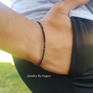 Sterling Zilver / Goud Gevulde Echte Facet Zwarte Spinel Armband met Inspirerende Kaart - Skinny Energy Generator Armband - Negin