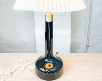 Gunnar Biilman-Petersen for Le Klint / Holmegaard, Dark Green / Black Glass Table Lamp, model 302