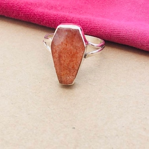 Anillo de ataúd de piedra solar natural, plata de ley, anillo de piedra gliter, anillo de piedra preciosa, joyería de piedra solar, anillo mínimo, anillo diario, regalo para ella