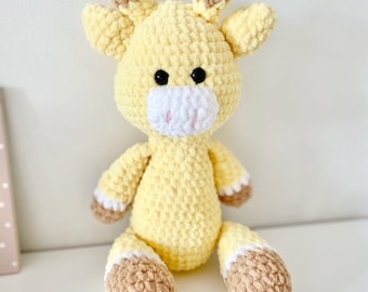 Geoffrey Giraffe Amigurumi Crochet Pattern. PDF Digital Download.