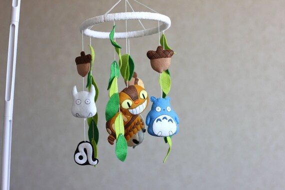 totoro baby mobile