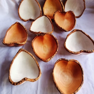 CLEARANCE SALE! Valentine Wholesale Beautiful Mix of Natural and White  Heart shaped Bowls with Bark set of 5. Candle pour. Decor items.