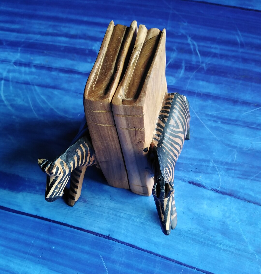 Personalised Wooden Handmade Animal Themed Bookends Set of 4. the Split Animal Book Ends. the