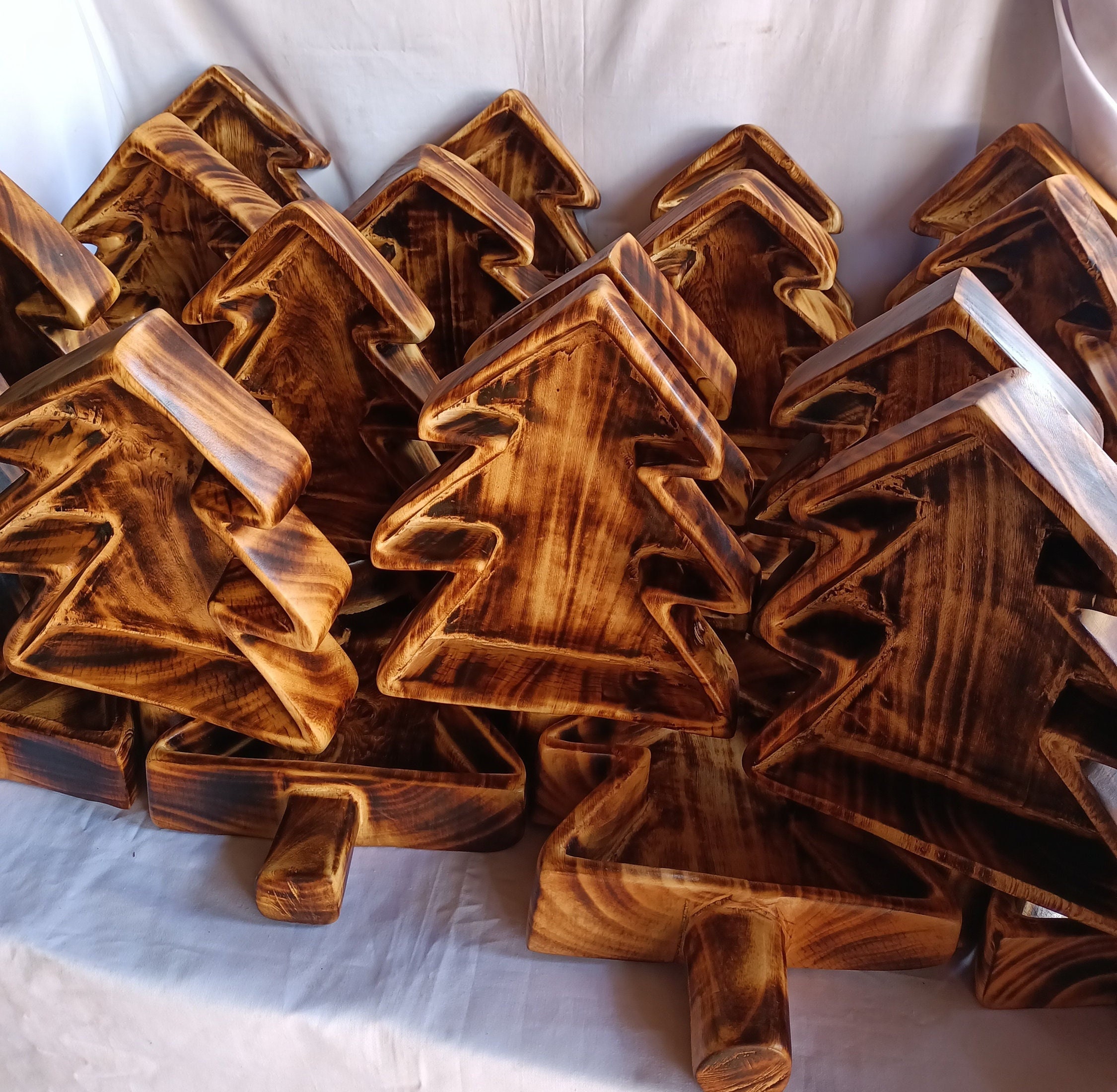 Venda em massa! Árvore de Natal média - Madeira tingida natural 10" de comprimento 1,5" de altura Tigelas de massa esculpidas à mão conjunto de 5. Kit para fazer velas DIY Decoração de tigela de temporada