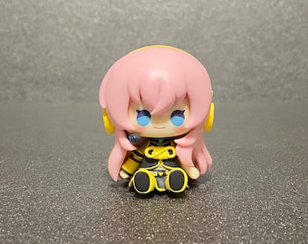 Luka Megurine Sitting figure - Japan Kuji - Hatsune Miku Vocaloid Authentic