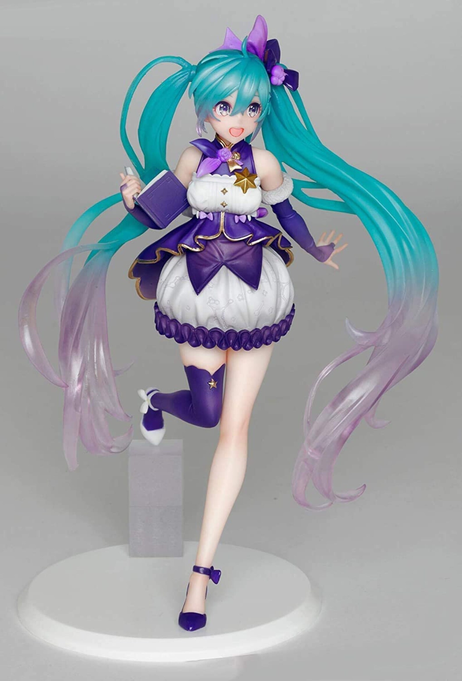 Hatsune Miku Vocaloid 3rd Season Winter Version Figure TAITO | Etsy