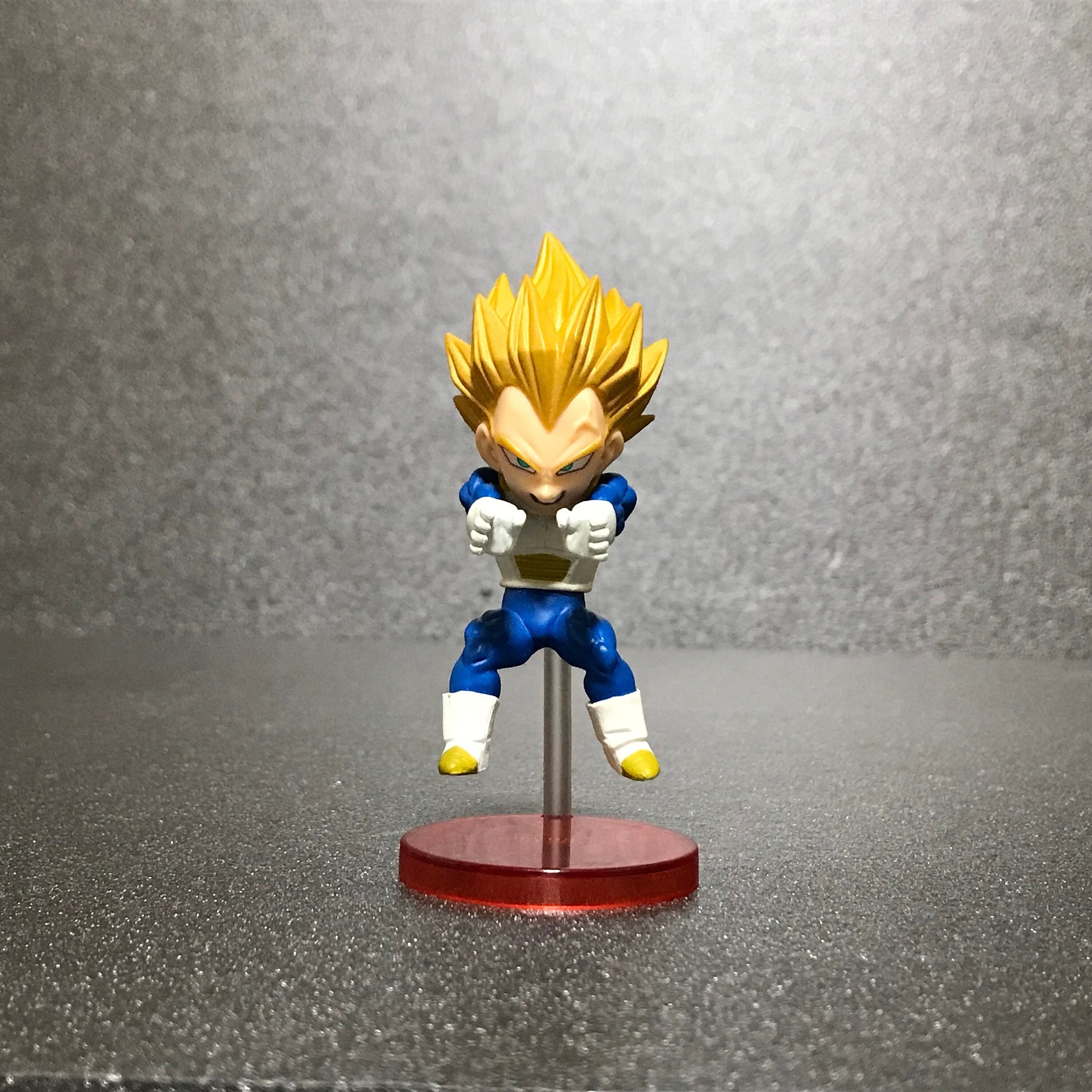 Majin Vegeta SSJ2 - Vinted