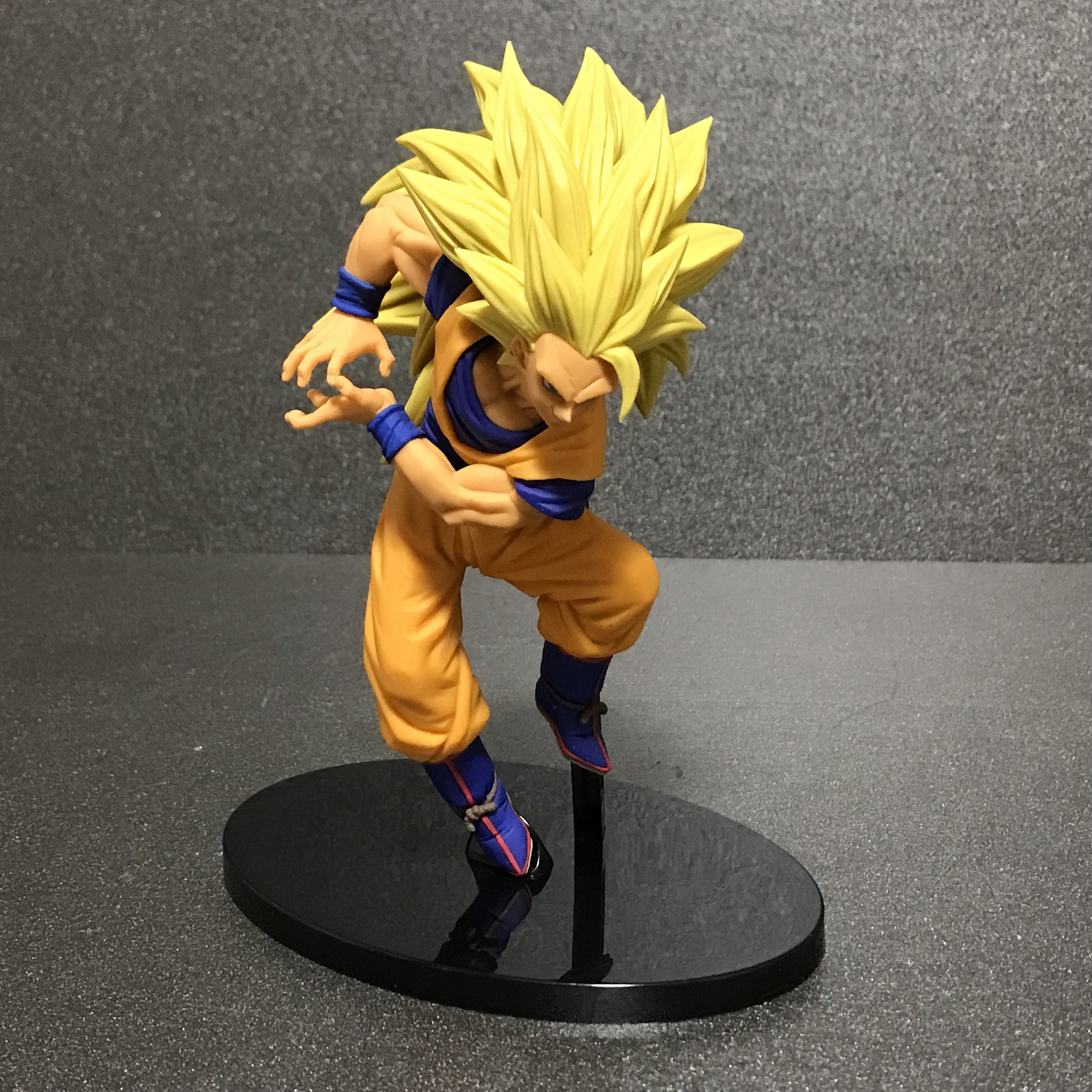 Banpresto Dragon Ball Z 9-Inch Super Saiyan 3 Son Goku Figure, SCulture Big  Budoukai Volume 3