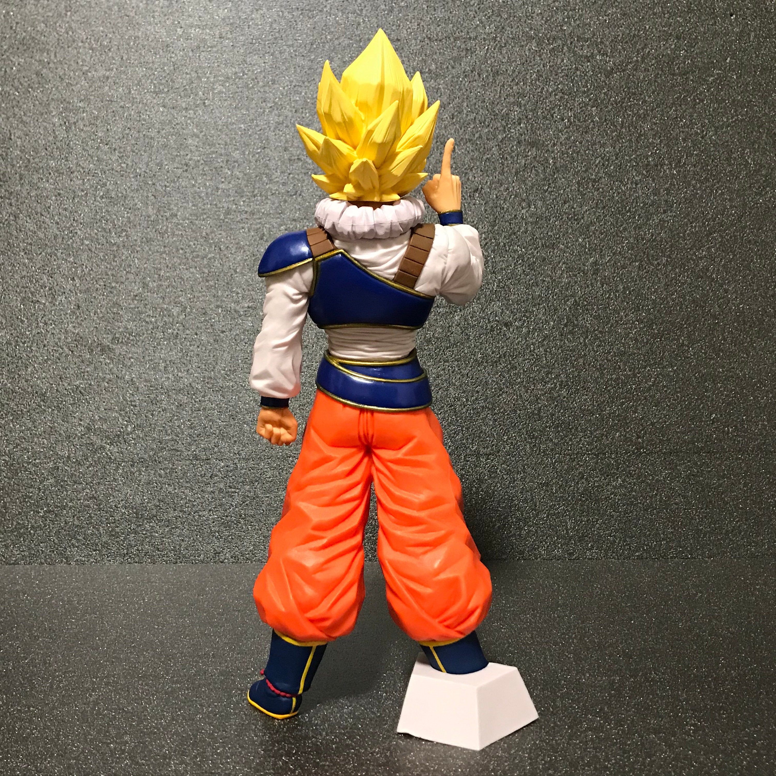 Banpresto Dragon Ball Z World Collectable Figure Extra Costume - F Son Goku  Goku Yardrat Cloth Ver. navy