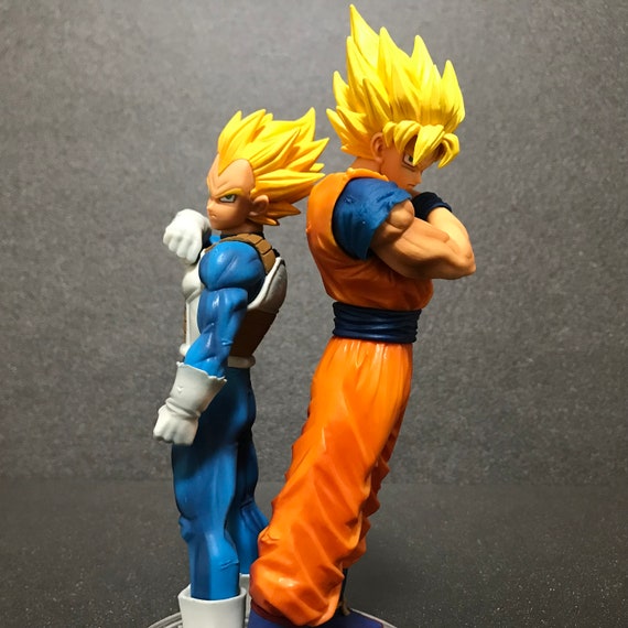 FIGURE DRAGON BALL Z - VEGETA SUPER SAYAJIN - RESOLUTION OF